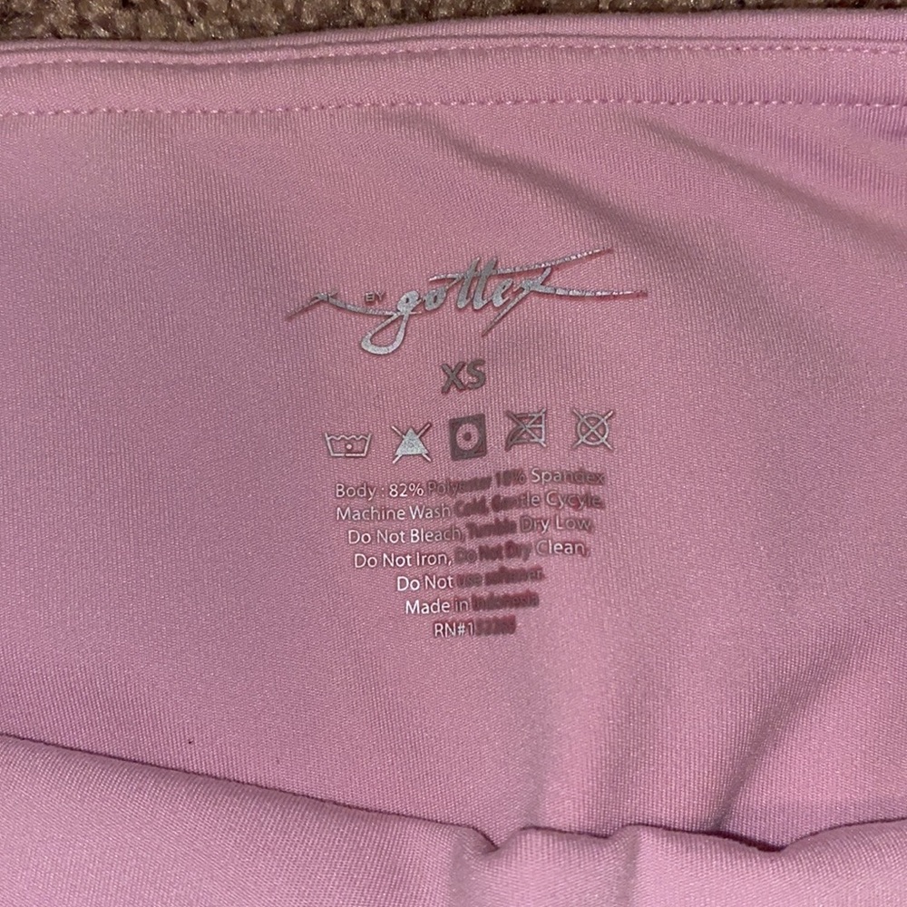 pink leggings